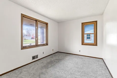 3301 Edgemere Avenue Saint Anthony MN 55418
