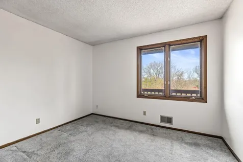 3301 Edgemere Avenue Saint Anthony MN 55418