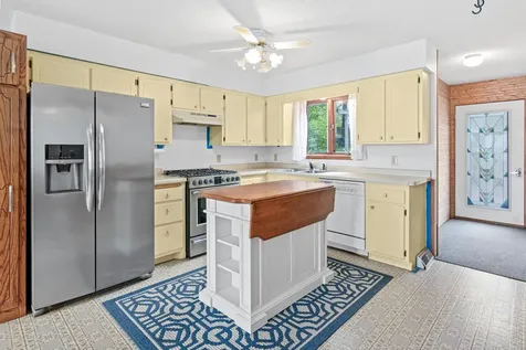 6705 327th Lane NW Princeton MN 55371
