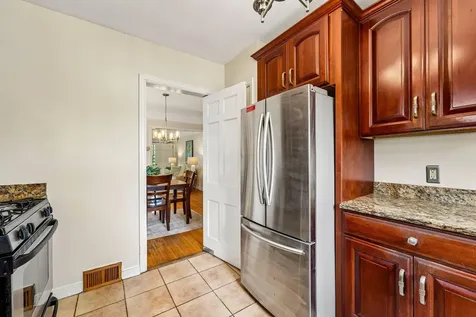5529 Queen Avenue S Minneapolis MN 55410