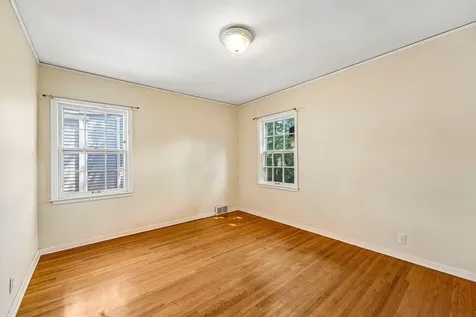 5529 Queen Avenue S Minneapolis MN 55410