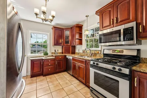 5529 Queen Avenue S Minneapolis MN 55410