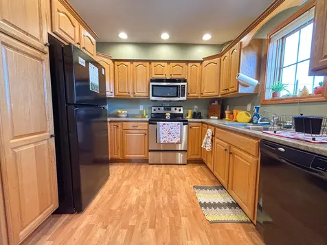 31 Main Avenue N New York Mills MN 56567
