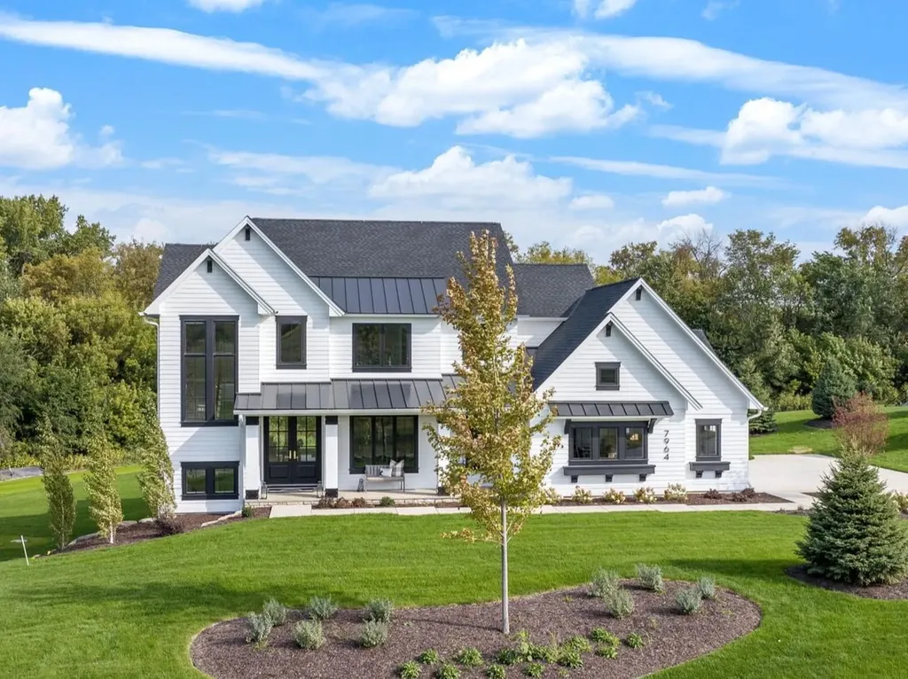 3941 White Oak Lane Chanhassen MN 55331