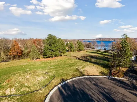 3941 White Oak Lane Chanhassen MN 55331