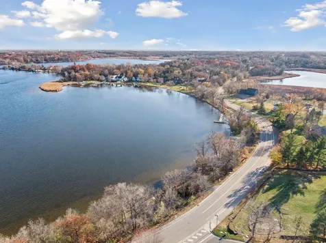 3941 White Oak Lane Chanhassen MN 55331