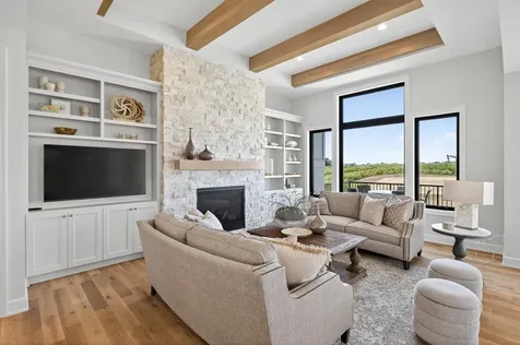 3921 White Oak Lane Chanhassen MN 55331