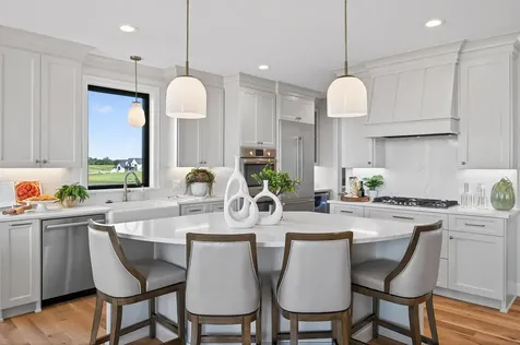 3921 White Oak Lane Chanhassen MN 55331