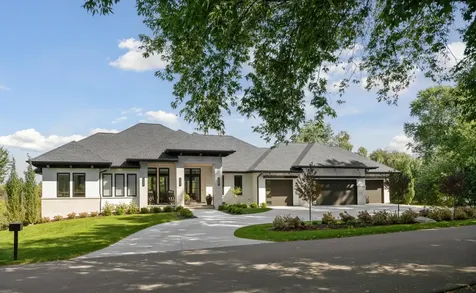 460 Indian Hill Road Chanhassen MN 55317
