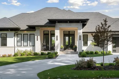 460 Indian Hill Road Chanhassen MN 55317