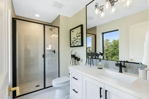 3981 White Oak Lane Chanhassen MN 55331
