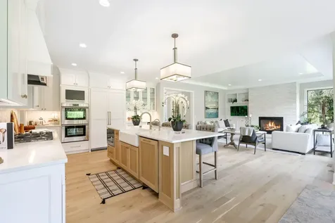 3981 White Oak Lane Chanhassen MN 55331