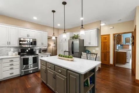 4309 Colleen Court Arden Hills MN 55112