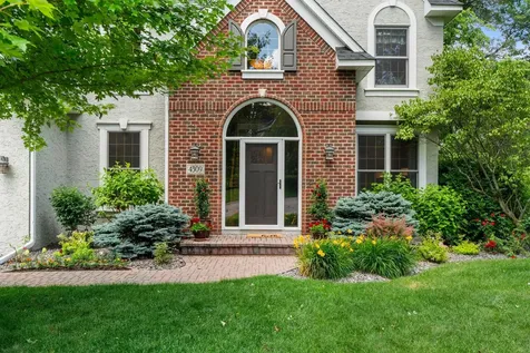 4309 Colleen Court Arden Hills MN 55112