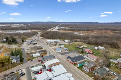207 N Main Street Nelson WI 54756