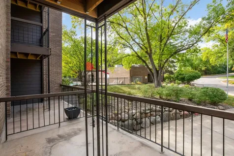 6105 Lincoln Drive Edina MN 55436