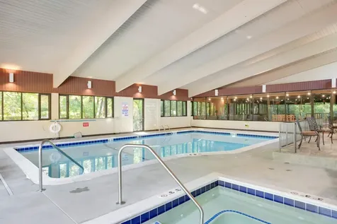 6105 Lincoln Drive Edina MN 55436