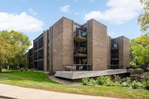 6105 Lincoln Drive Edina MN 55436