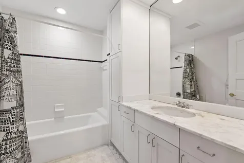 3 Circle E Edina MN 55436