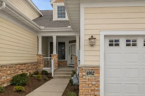 4902 Steeplechase Court Eagan MN 55122