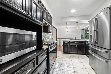 8600 Northwood Parkway New Hope MN 55427