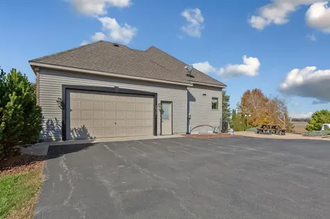 26721 Redwing Avenue New Prague MN 56071