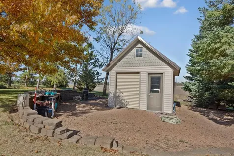 26721 Redwing Avenue New Prague MN 56071