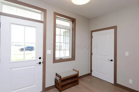 201 Emma Court Mapleton ND 58059