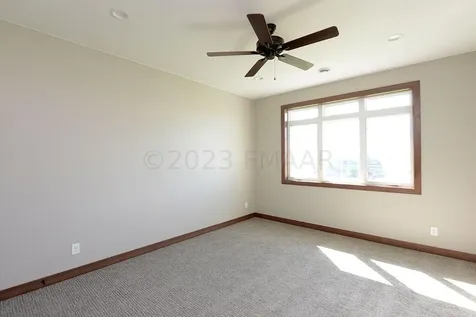 201 Emma Court Mapleton ND 58059