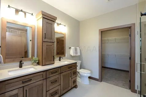 201 Emma Court Mapleton ND 58059