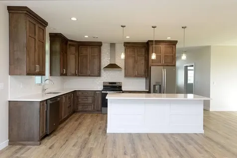 235 Emma Court Mapleton ND 58059
