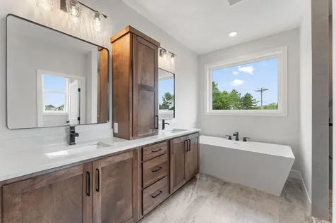 4950 Parkside Circle Eagan MN 55123