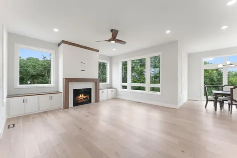 4950 Parkside Circle Eagan MN 55123