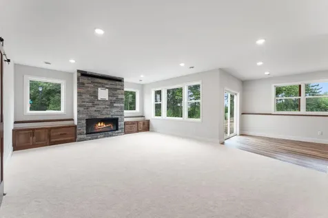 4950 Parkside Circle Eagan MN 55123