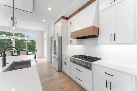 4950 Parkside Circle Eagan MN 55123