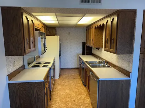 220 8th Street S Fargo ND 58103