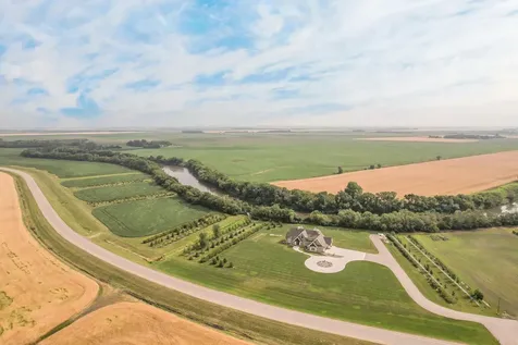 7194 180th Avenue SE Wahpeton ND 58075