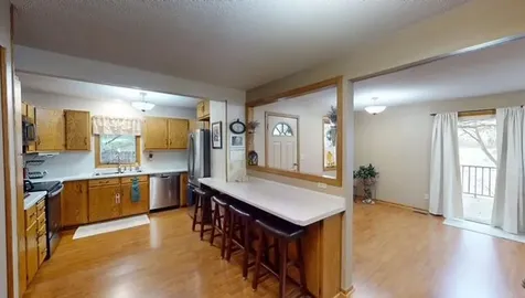 5134 E Eagle Lake Road Willmar MN 56201