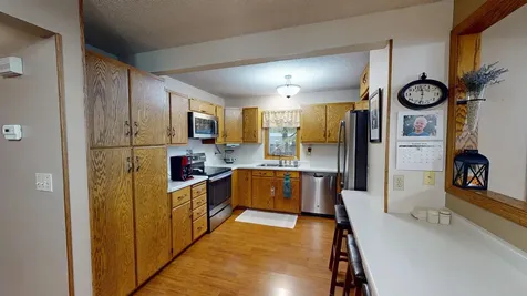 5134 E Eagle Lake Road Willmar MN 56201