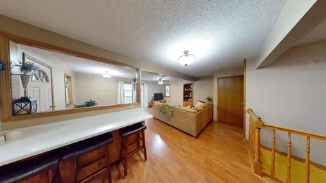 5134 E Eagle Lake Road Willmar MN 56201