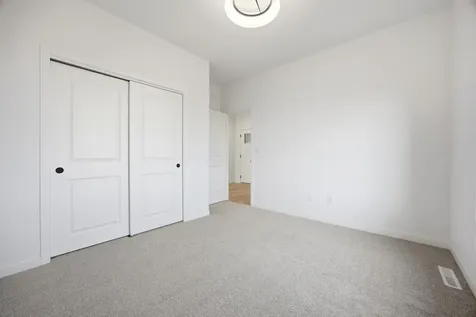 8438 61st Street S Horace ND 58047