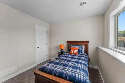336 Ridge Road Le Sueur MN 56058