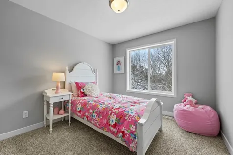 341 Ridge Road Le Sueur MN 56058