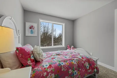 341 Ridge Road Le Sueur MN 56058