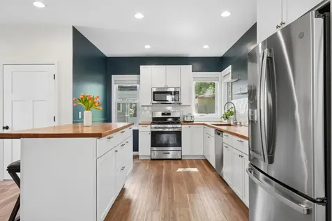 113 Van Buren Avenue S Hopkins MN 55343