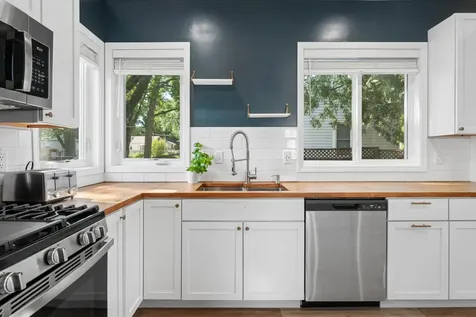 113 Van Buren Avenue S Hopkins MN 55343