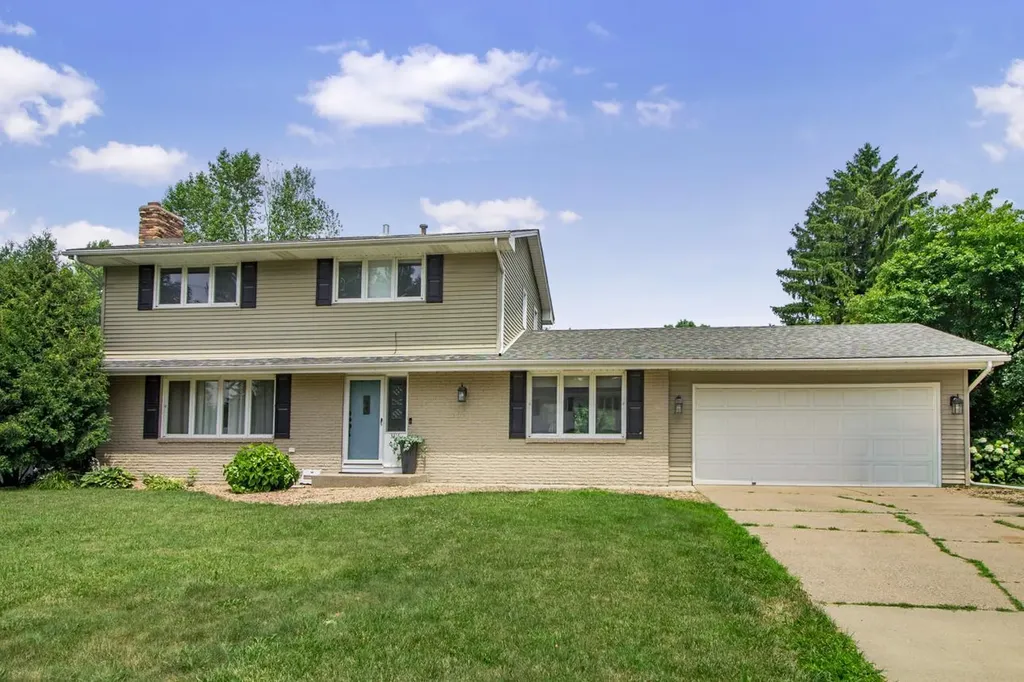 3416 Clark Street Burnsville MN 55337