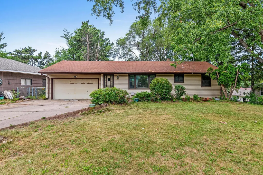1837 City Heights Drive Maplewood MN 55117