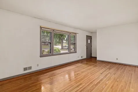 1837 City Heights Drive Maplewood MN 55117