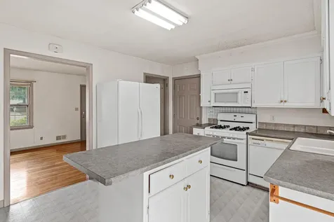 1837 City Heights Drive Maplewood MN 55117